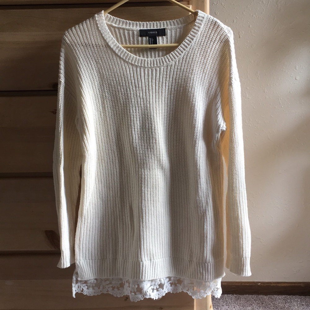 Forever 21 Women’s sweater size small